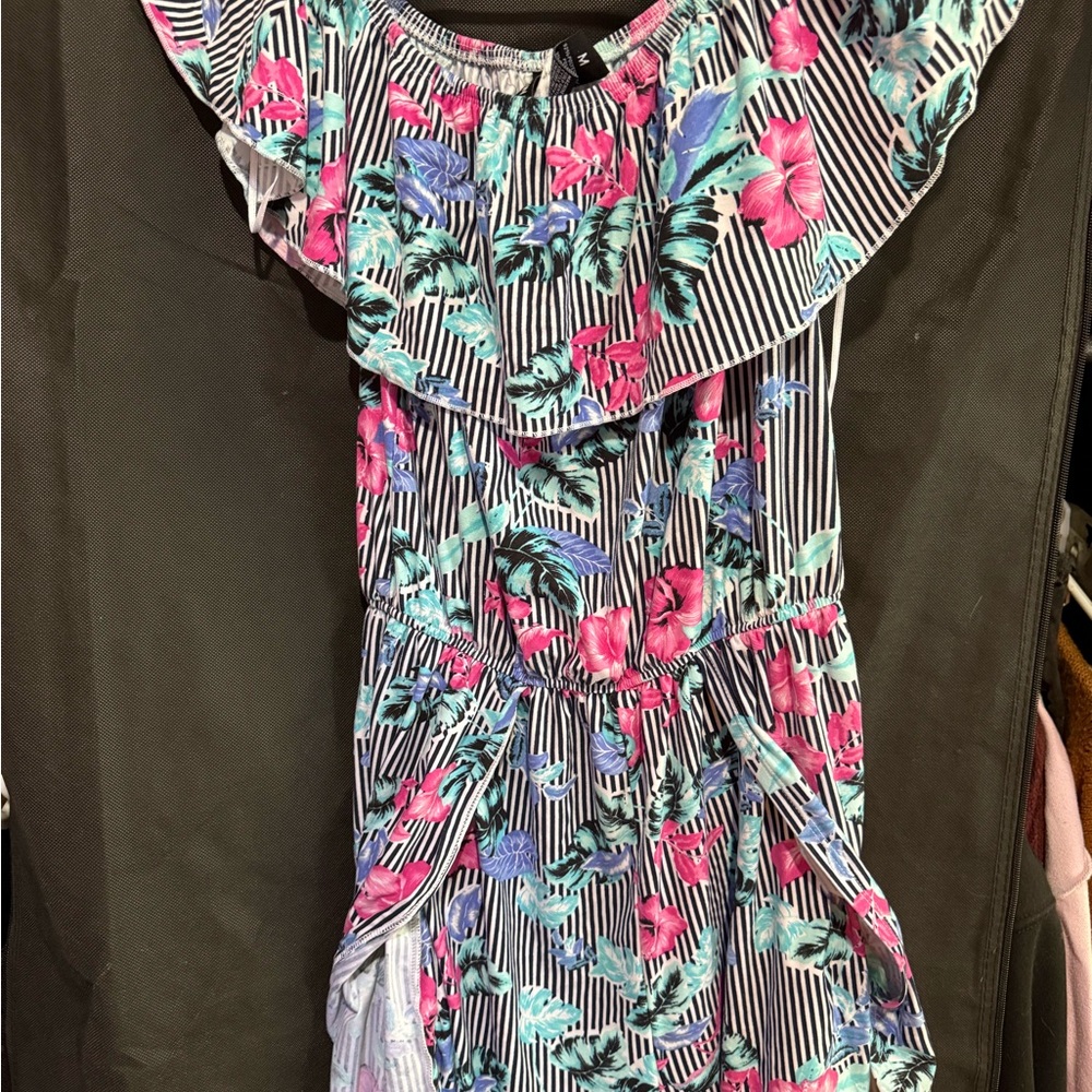 Floral Striped Ruffle Romper - Picture 5 of 5